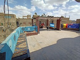 Castle Hotel - Hostel