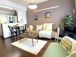 Luana Lea Karate Kaikan Mae