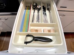 Luana Lea Karate Kaikan Mae