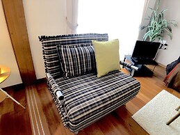 Luana Lea Karate Kaikan Mae