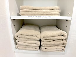 Luana Lea Karate Kaikan Mae