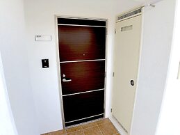 Luana Lea Karate Kaikan Mae