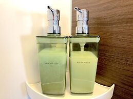 Luana Lea Karate Kaikan Mae