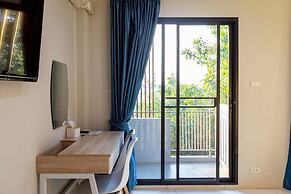 The Living Hotel SamutPrakan
