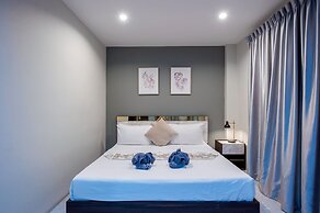 The Living Hotel SamutPrakan