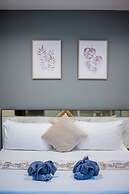 The Living Hotel SamutPrakan