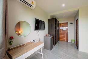 The Living Hotel SamutPrakan