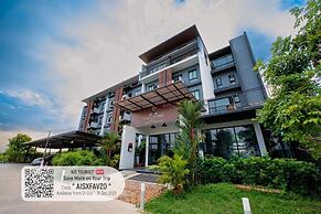 The Living Hotel SamutPrakan
