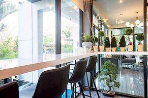 The Living Hotel SamutPrakan