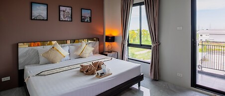 The Living Hotel SamutPrakan