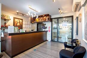 The Living Hotel SamutPrakan
