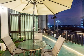 The Living Hotel SamutPrakan