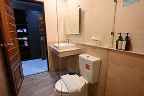 The Living Hotel SamutPrakan