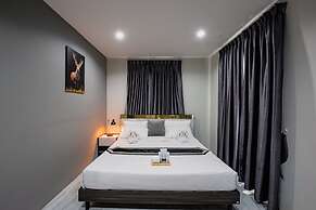 The Living Hotel SamutPrakan