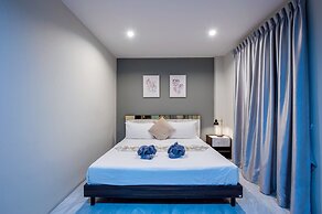 The Living Hotel SamutPrakan