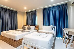 The Living Hotel SamutPrakan