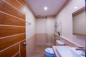 The Living Hotel SamutPrakan