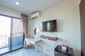 The Living Hotel SamutPrakan