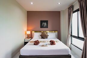 The Living Hotel SamutPrakan