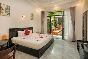 Beach Palm Villa Hoi An
