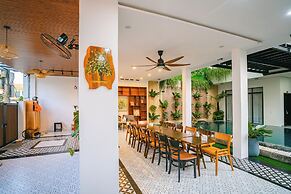 Beach Palm Villa Hoi An