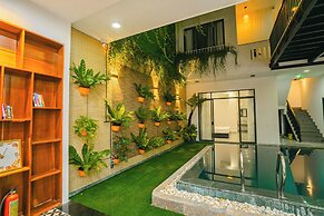 Beach Palm Villa Hoi An