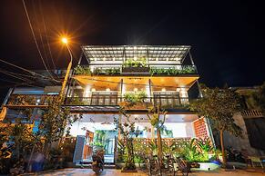 Beach Palm Villa Hoi An