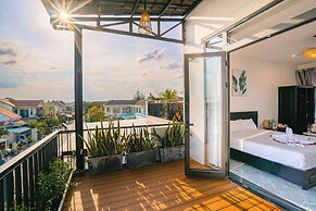 Beach Palm Villa Hoi An