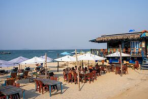 Beach Palm Villa Hoi An