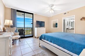 Phoenix Viii Unit 1406 3 Bedroom Condo by Redawning