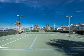 Phoenix Viii Unit 1406 3 Bedroom Condo by Redawning