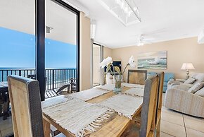 Phoenix Viii Unit 1406 3 Bedroom Condo by Redawning