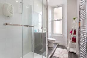 Stunning 2-bed Apartment in Central Edinburgh