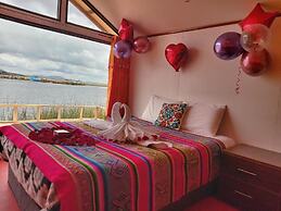 Uros Titicaca Marca Lodge