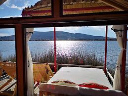 Uros Titicaca Marca Lodge
