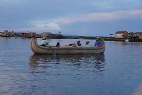 Uros Titicaca Marca Lodge
