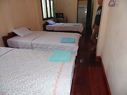 Saynambak Riverside Guest House