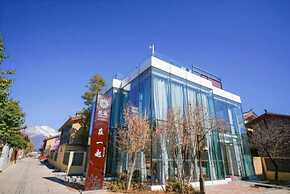 Floral Hotel · Zai Yi Qi Lijiang