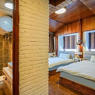 Floral Hotel · Kuan Tang Lijiang