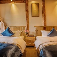 Floral Hotel · Dream Lijiang Inn Lijiang