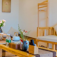 Floral Hotel · Dream Lijiang Inn Lijiang