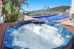 Ocean View 10 A Pool & Spa