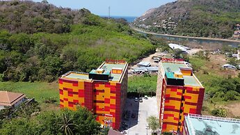 Naiharn Sea Apartment