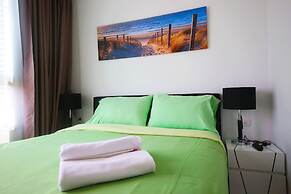 Arcadia Waters Condo Resort Pattaya