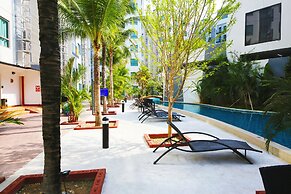 Arcadia Waters Condo Resort Pattaya