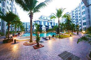 Arcadia Waters Condo Resort Pattaya