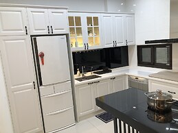 Single Eyelid Hostel