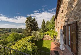 Old Tuscany's Hills - Italian House Close to Florence