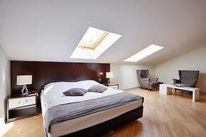 Hotel Megapolis