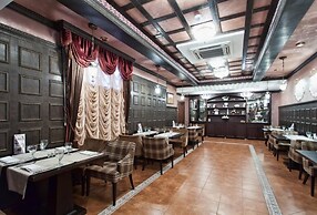 Hotel Megapolis